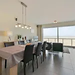 아파트 Flat In With Ocean Views 블랑켄베르크